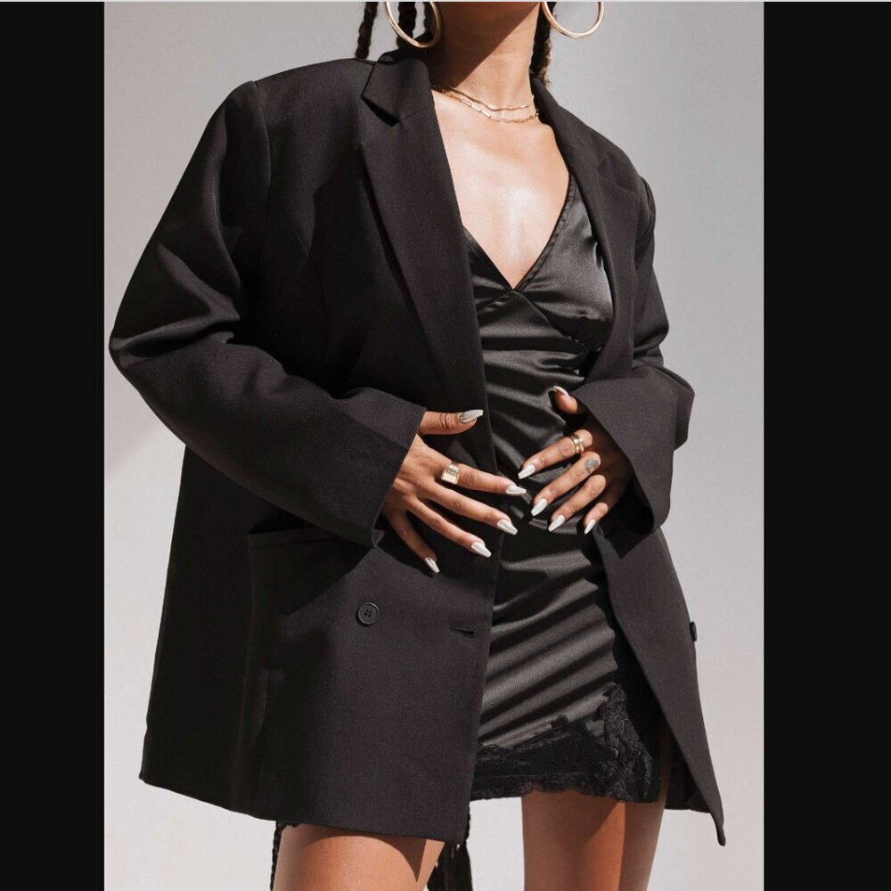Lioness Classic Oversized Black Blazer